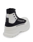 Alexander McQueen Alexander McQueen Tread Slick lace-up Fastening Boots