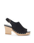 Salvatore Ferragamo Elegant Leather Black Sandals