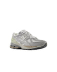 New Balance Gray Synthetic Fibres Sneaker