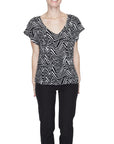 Jacqueline De Yong Black And White Viscose Tops & T-Shirt