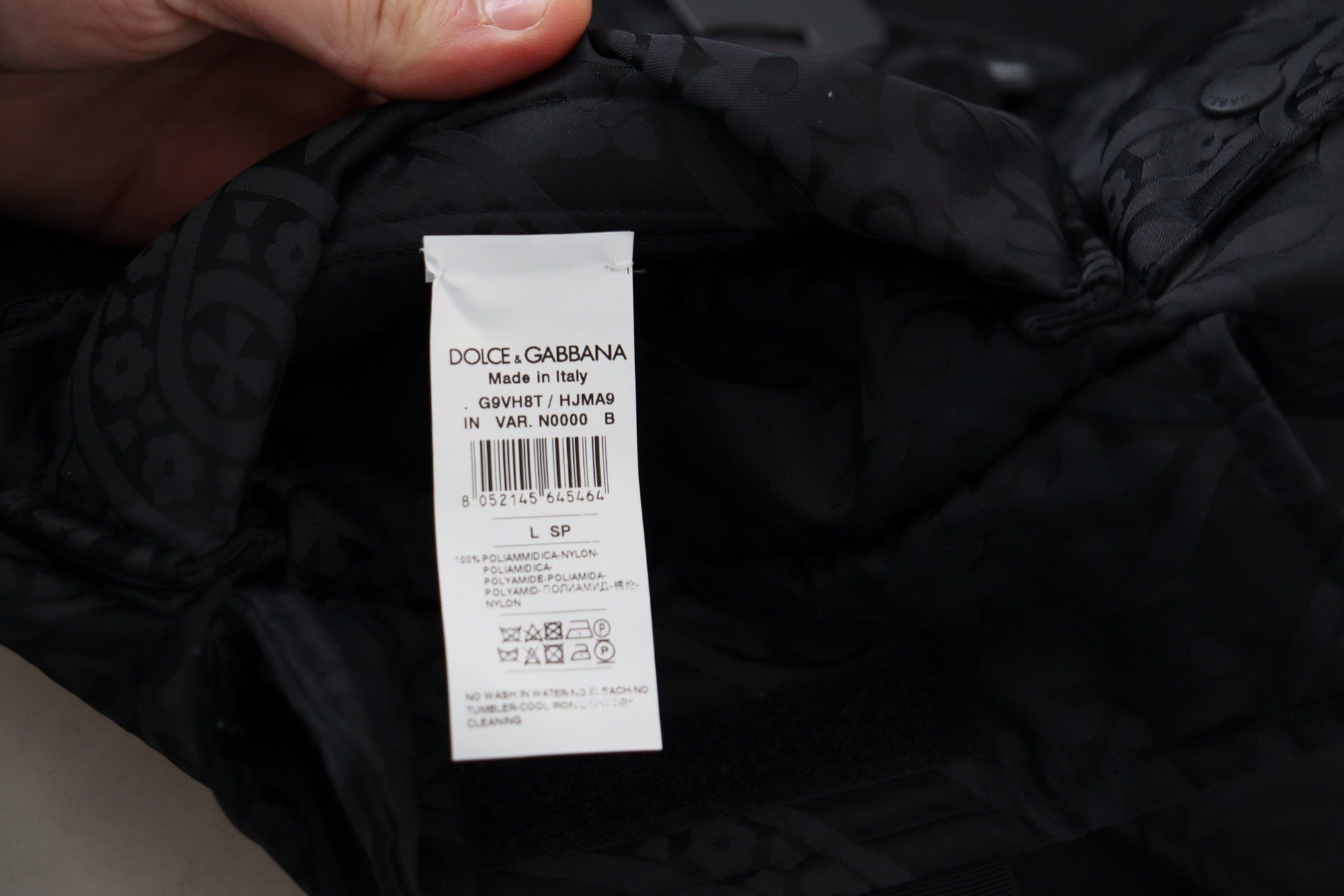 Dolce &amp; Gabbana Elegant Sleeveless Vest Jacket in Black