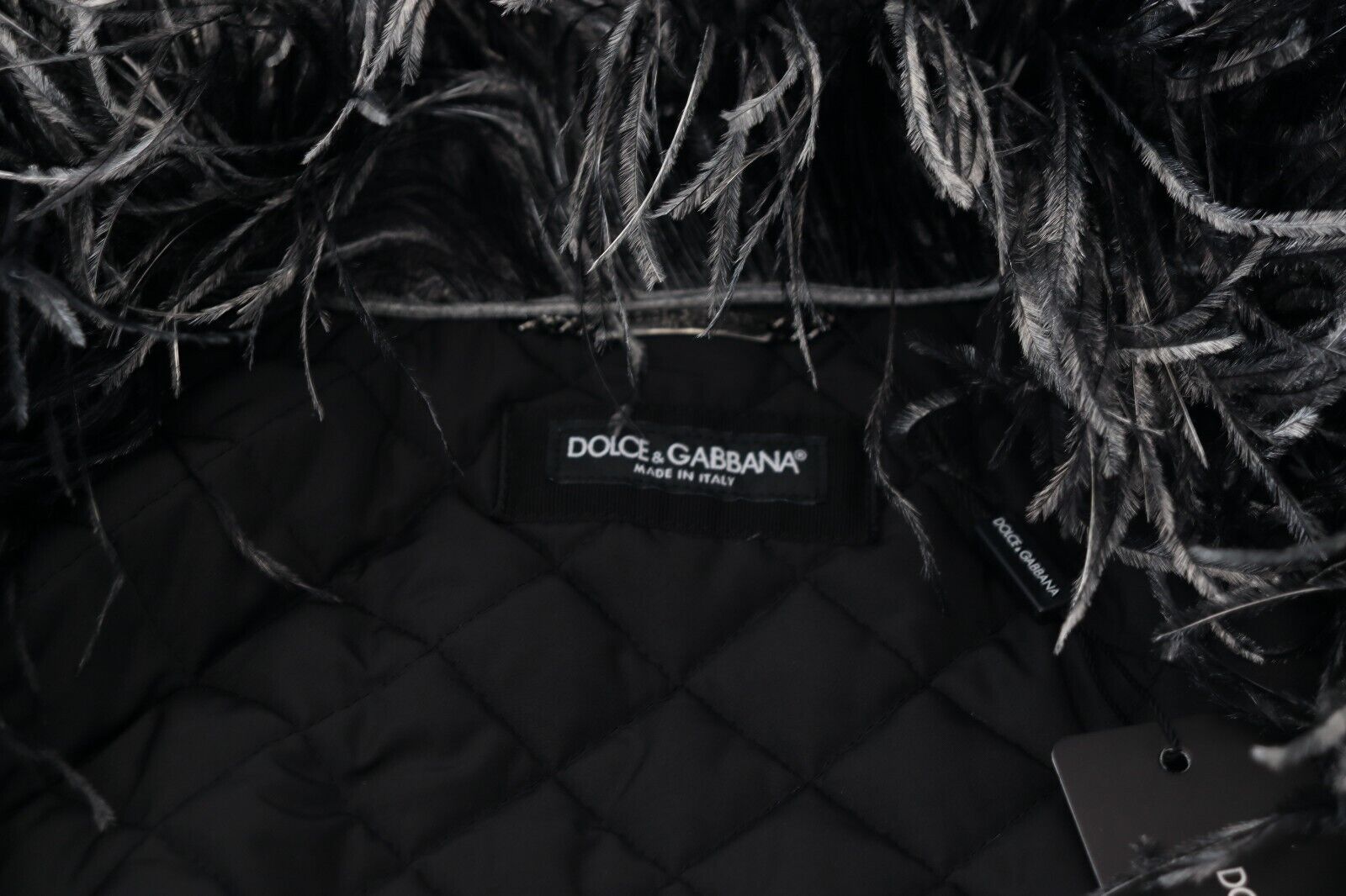 Dolce &amp; Gabbana Elegant Shearling Zip Jacket in Black &amp; White