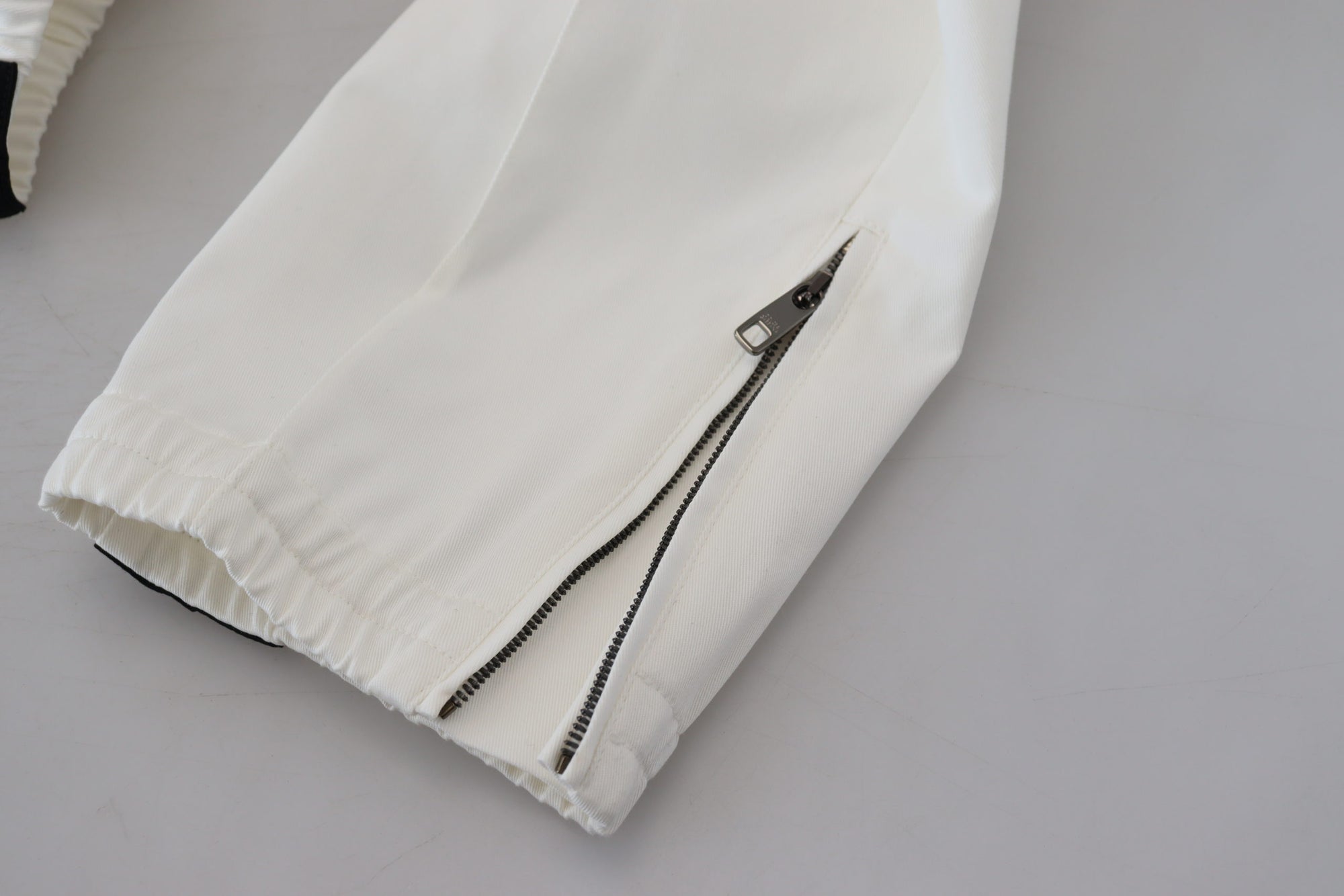 Dolce &amp; Gabbana Elegant White Cotton Jogger Pants