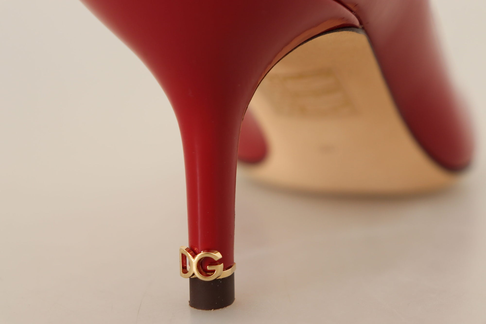 Dolce &amp; Gabbana Exquisite Red Patent Leather Pumps