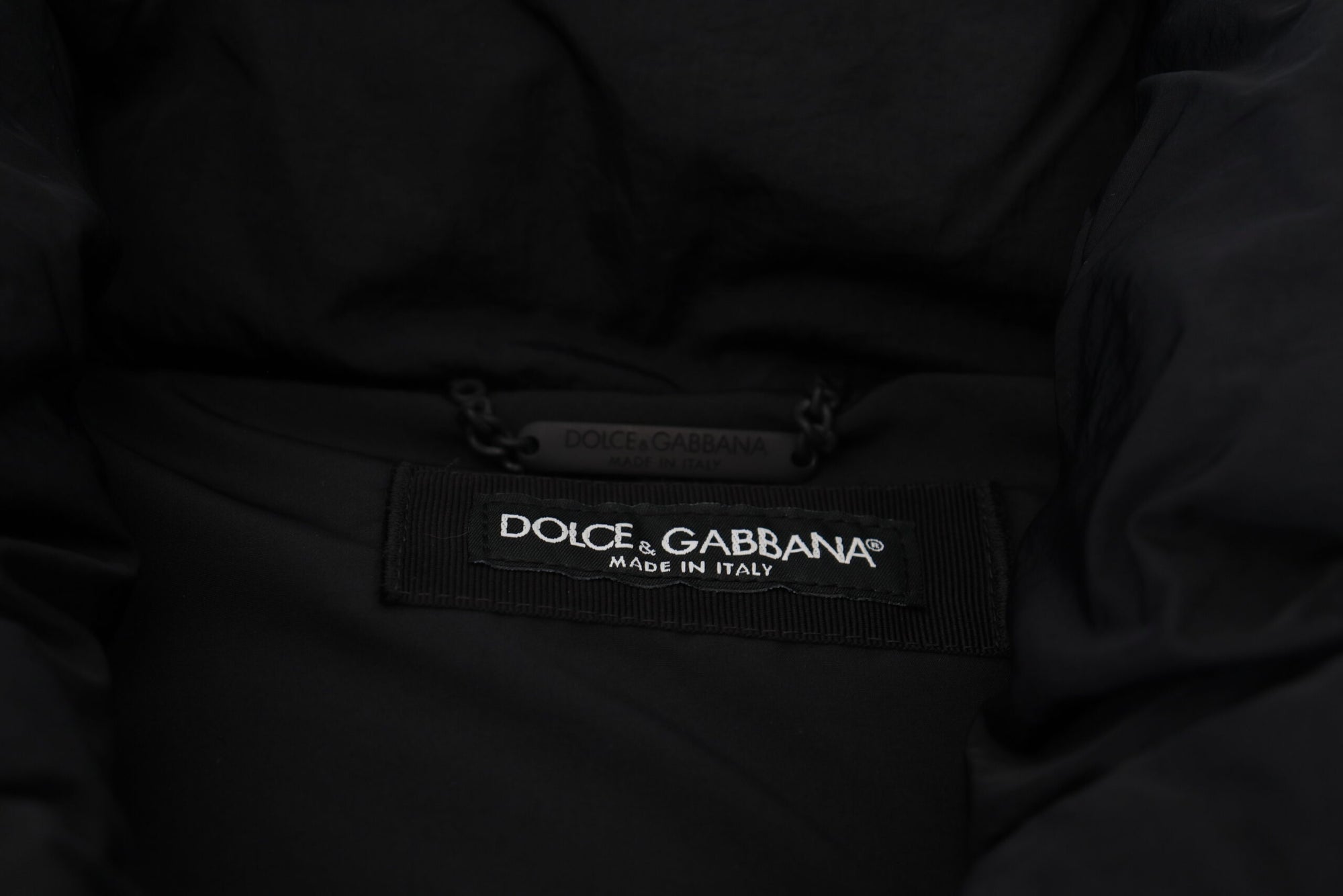 Dolce &amp; Gabbana Elegant Black Sleeveless Vest Jacket