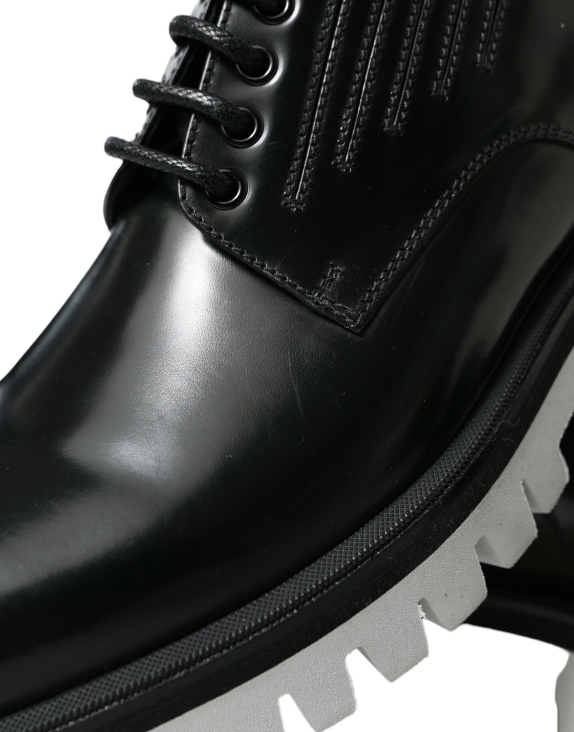 Dolce &amp; Gabbana Sophisticated Black and White Leather Derby Shoes