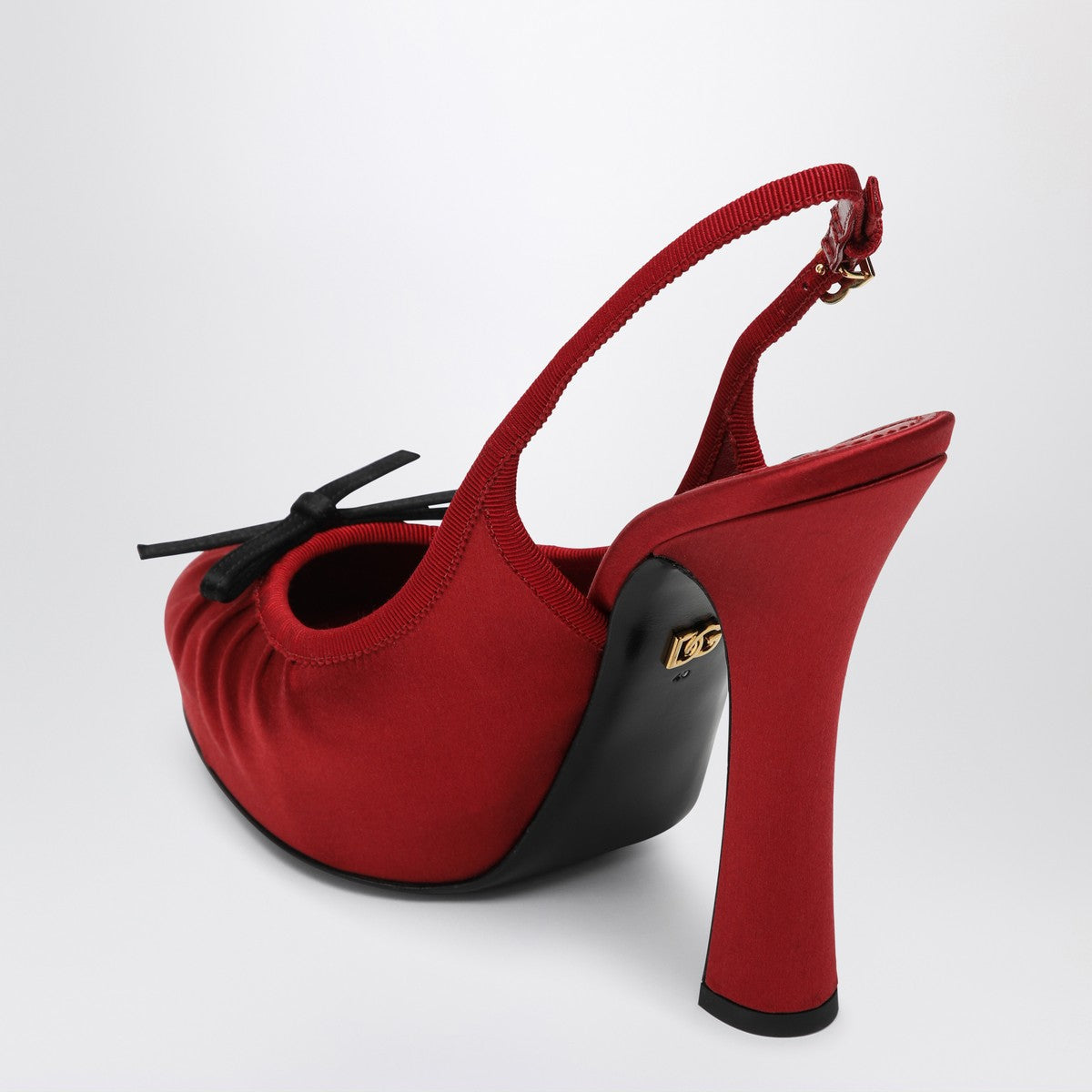 Dolce &amp; Gabbana Dolce &amp; Gabbana Dolce&amp;Gabbana Red satin high slingback